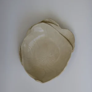 stoneware, curved bowl, minimal contemporary bowl, beige tones